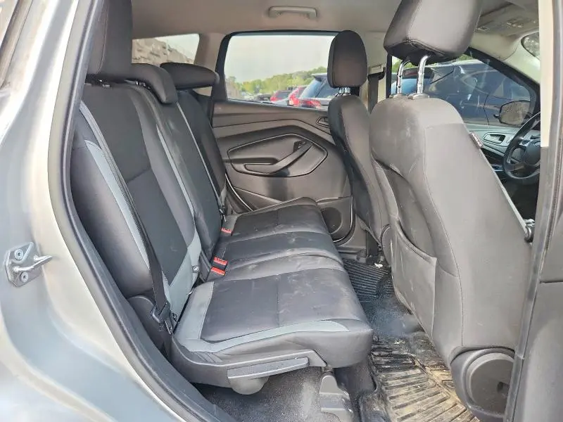 2016 FORD ESCAPE S  