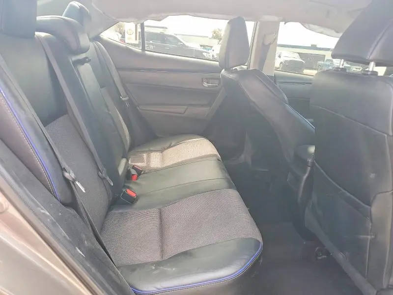 2019 TOYOTA COROLLA SE  