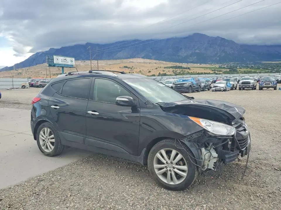 2011 HYUNDAI TUCSON LIMITED  