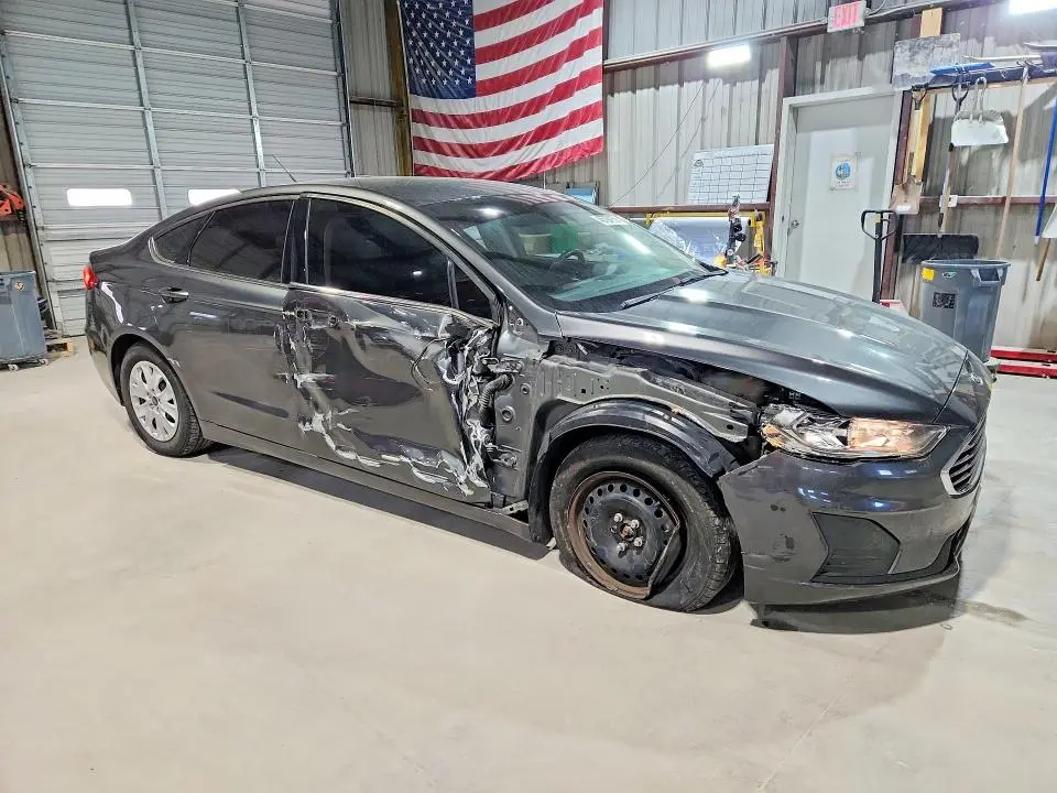2019 FORD FUSION S  