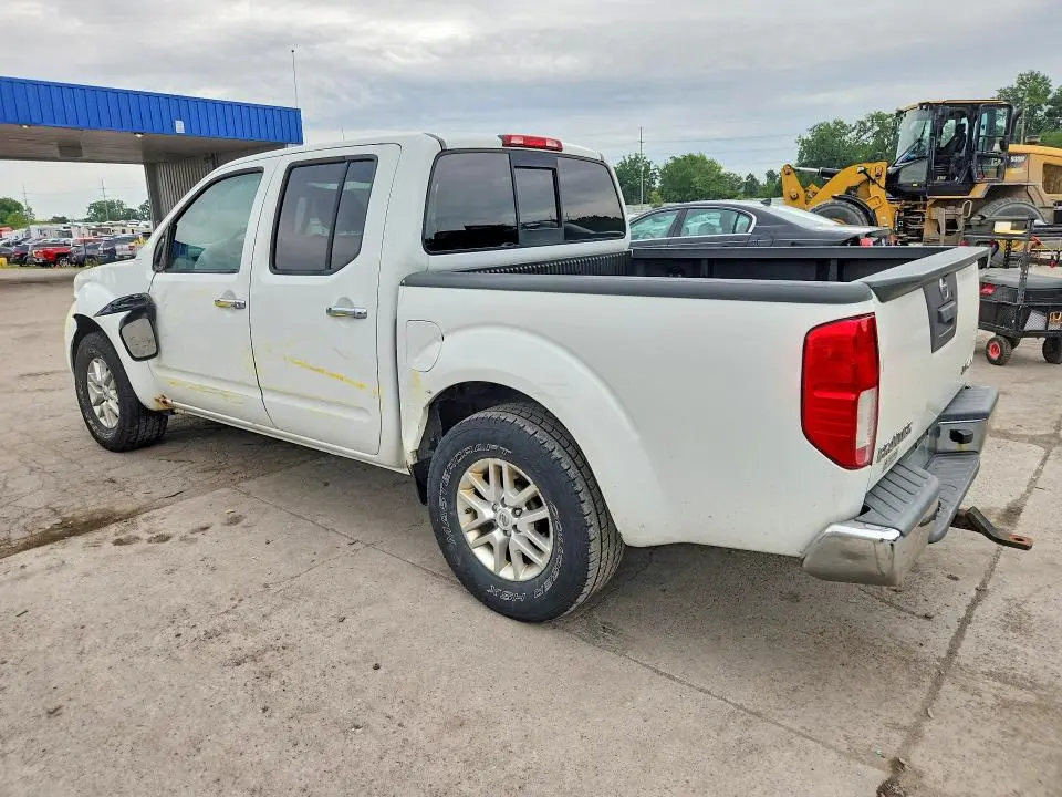 2014 NISSAN FRONTIER S  