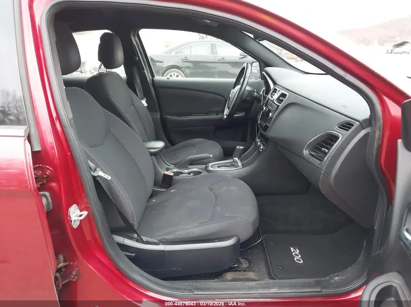 2012 CHRYSLER 200 TOURING