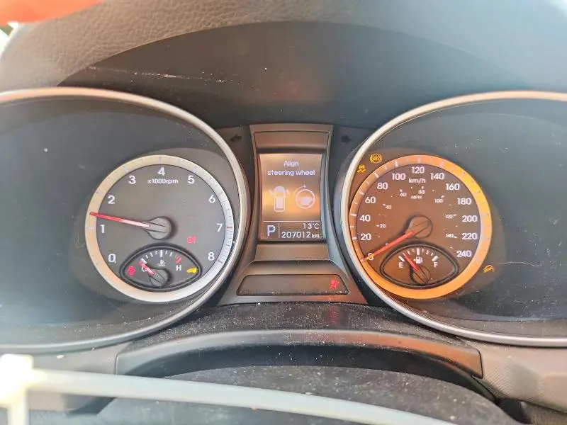 2013 HYUNDAI SANTA FE GLS  