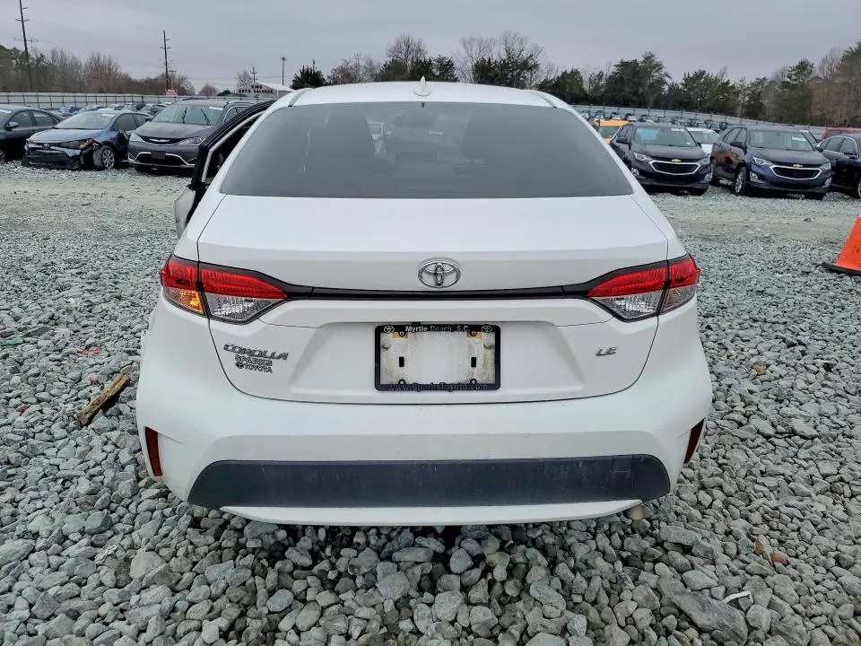 2021 TOYOTA COROLLA LE  