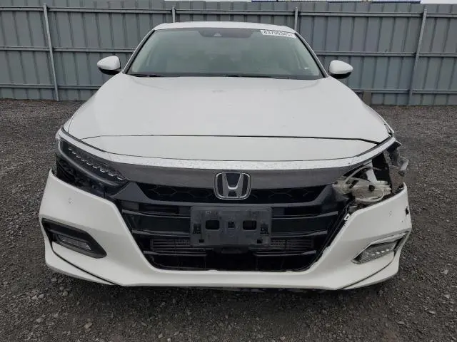 2019 HONDA ACCORD TOURING  