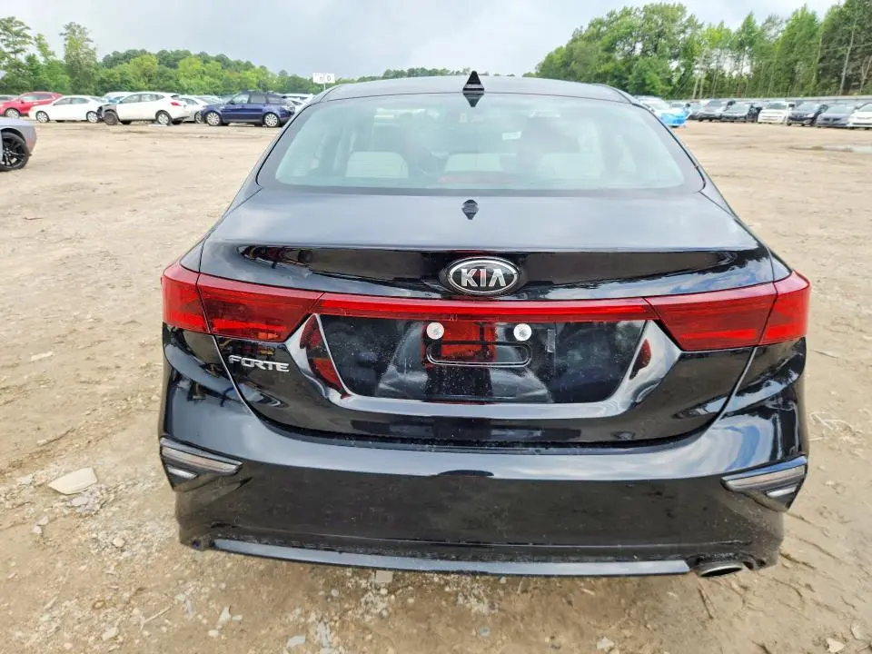 2020 KIA FORTE LXS  