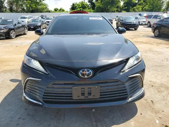 2024 TOYOTA CAMRY XLE  