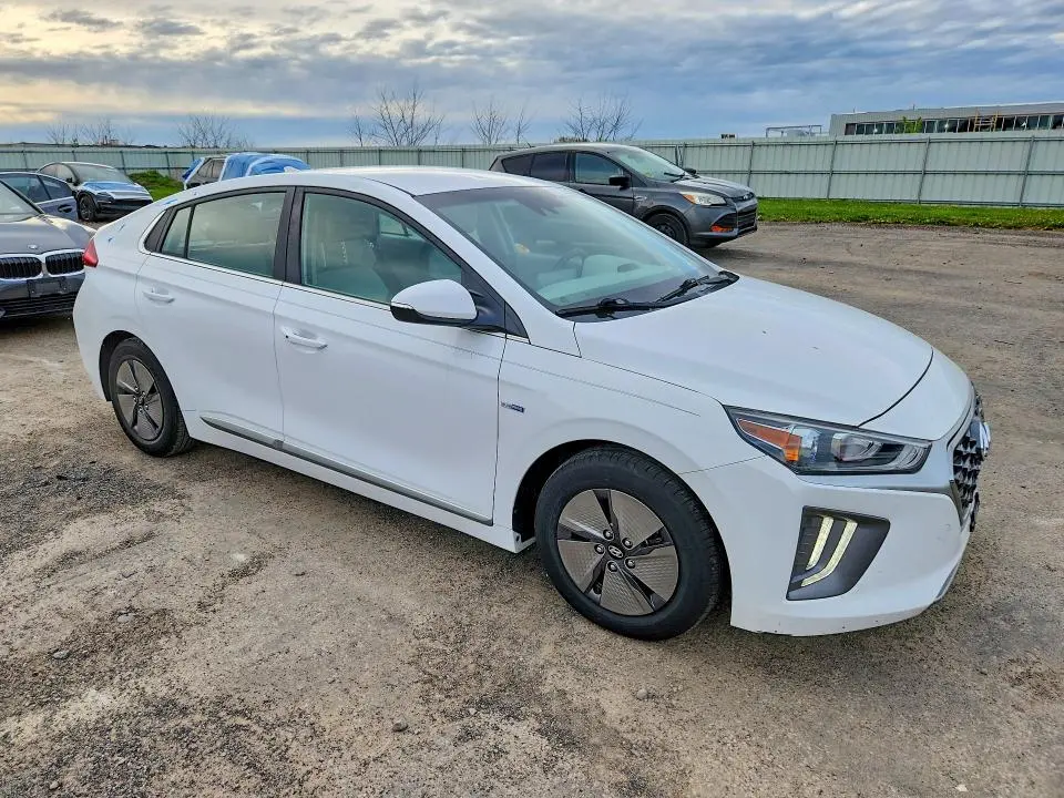 2020 HYUNDAI IONIQ SE  