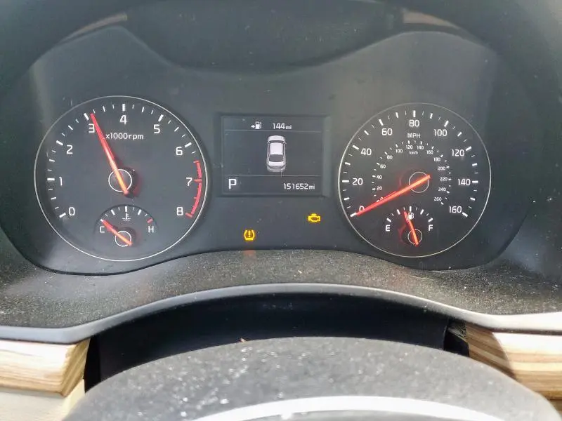 2017 KIA CADENZA PREMIUM  