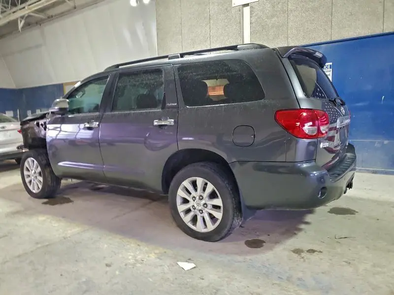 2017 TOYOTA SEQUOIA PLATINUM  