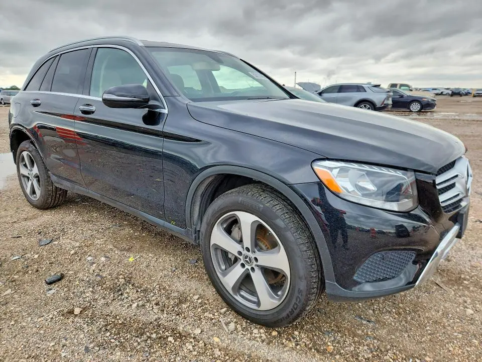 2018 MERCEDES-BENZ GLC 300  
