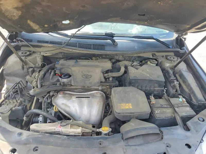 2015 TOYOTA CAMRY SE  