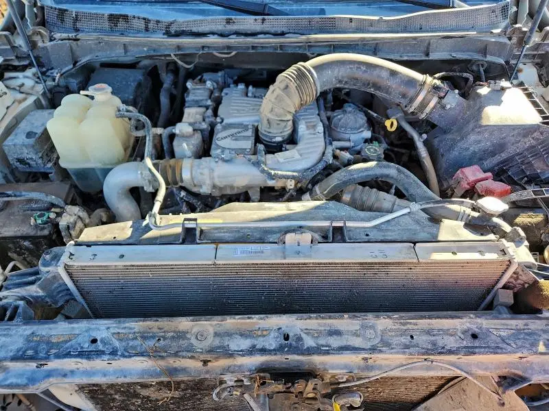 2016 NISSAN TITAN XD SL  