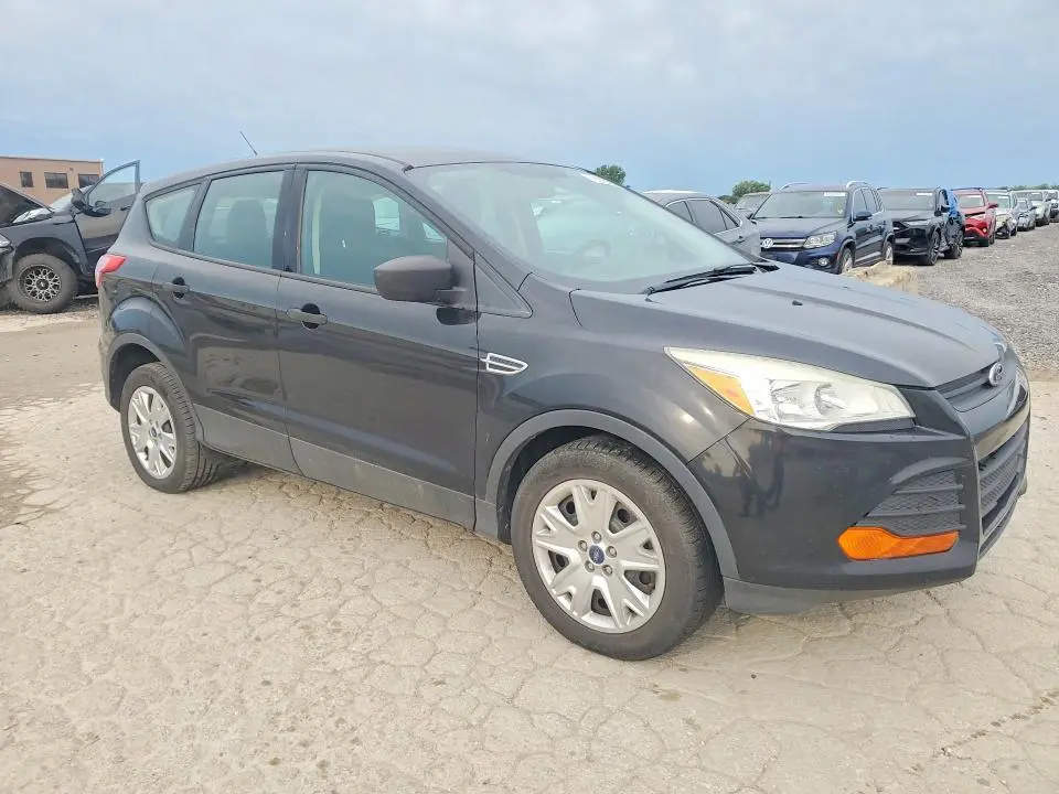 2013 FORD ESCAPE S  