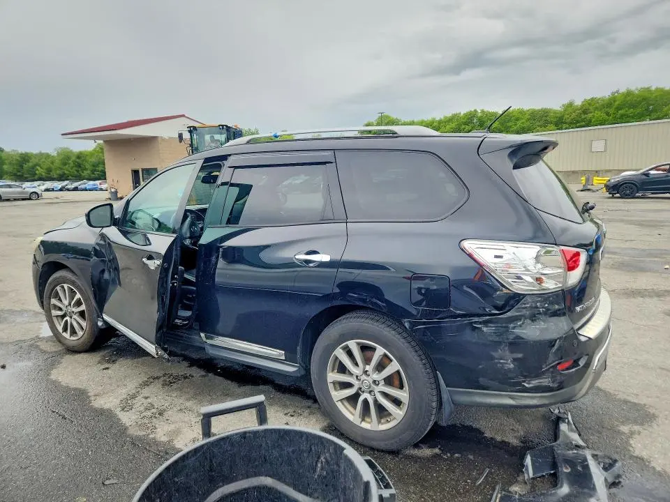 2013 NISSAN PATHFINDER S  