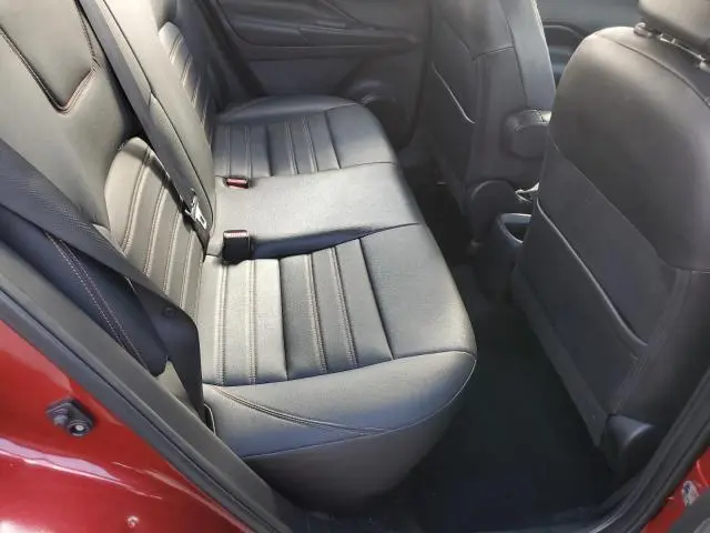 2019 NISSAN KICKS S  