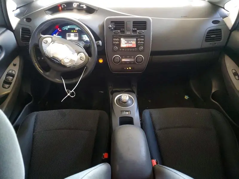 2015 NISSAN LEAF S  