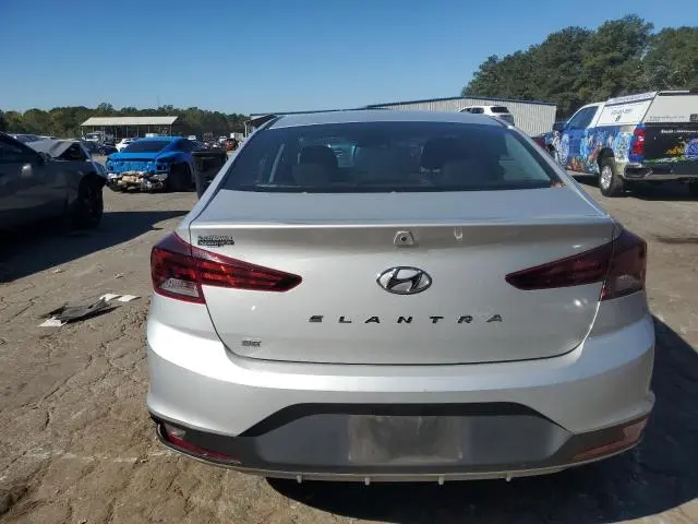 2019 HYUNDAI ELANTRA SE  
