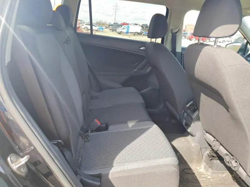 2020 VOLKSWAGEN TIGUAN S  