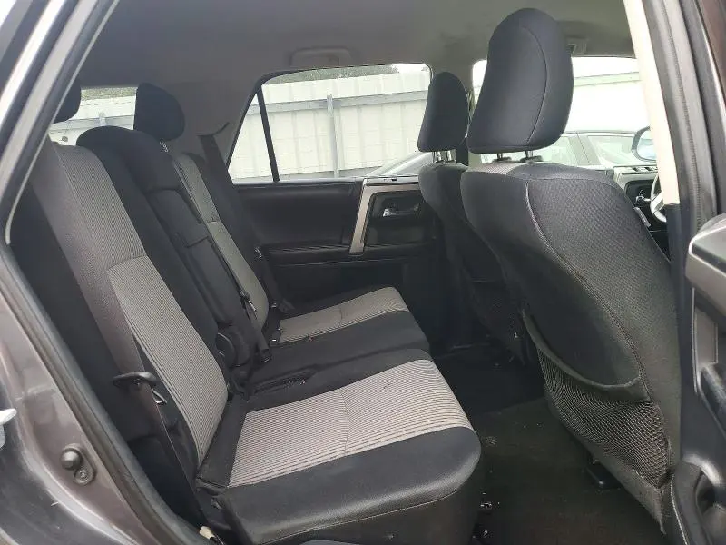 2015 TOYOTA 4RUNNER SR5  