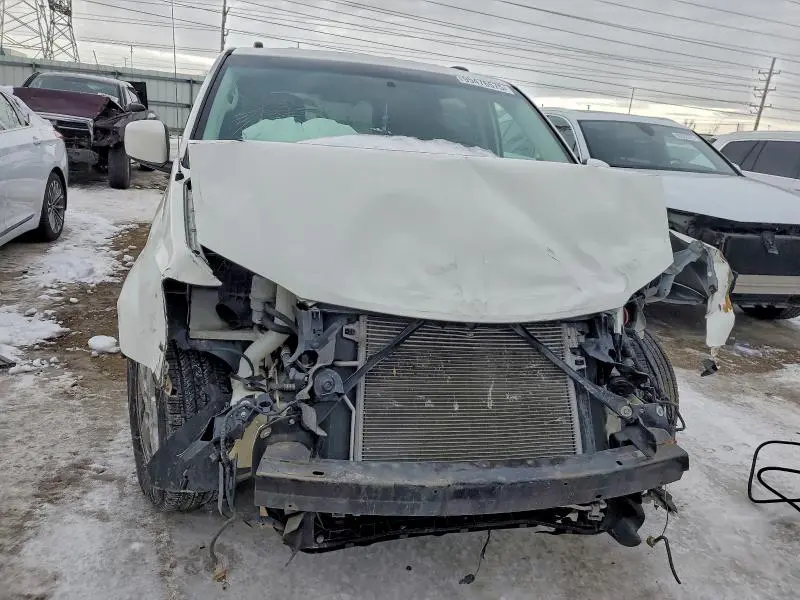 2010 DODGE GRAND CARAVAN SXT  