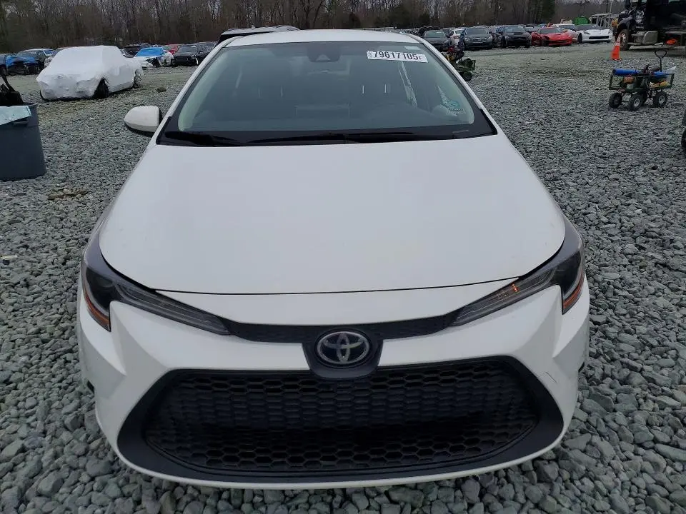 2021 TOYOTA COROLLA LE  