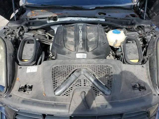 2017 PORSCHE MACAN GTS  