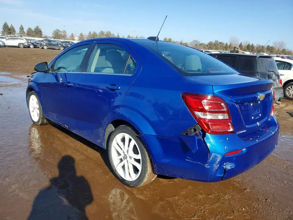 2020 CHEVROLET SONIC LT  