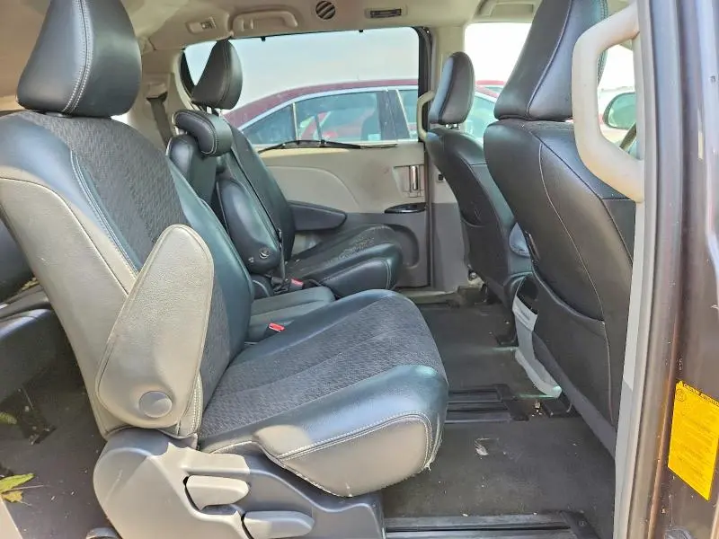 2012 TOYOTA SIENNA SPORT  