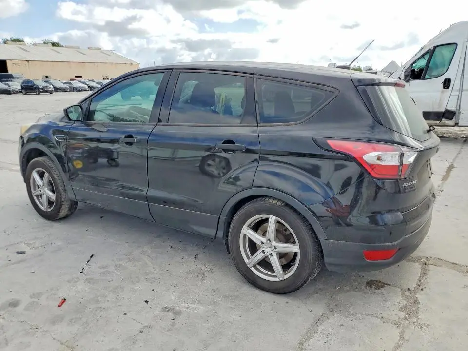2017 FORD ESCAPE S  