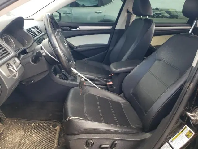 2015 VOLKSWAGEN PASSAT SE  