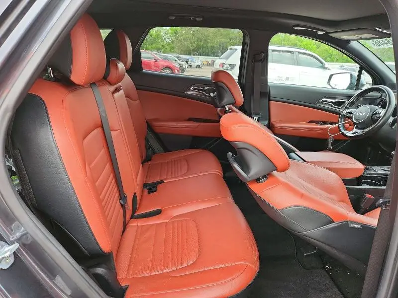 2023 KIA SPORTAGE SX  