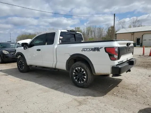 2020 NISSAN TITAN SV