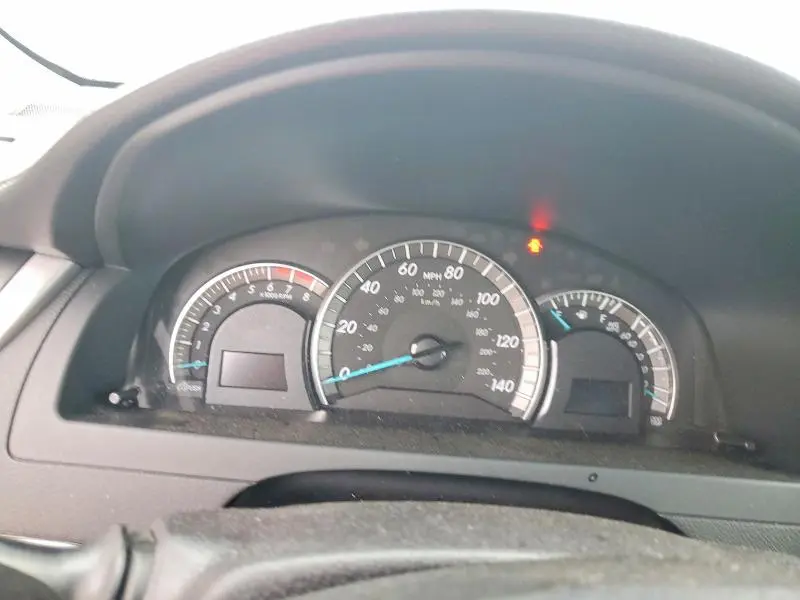 2014 TOYOTA CAMRY SE  