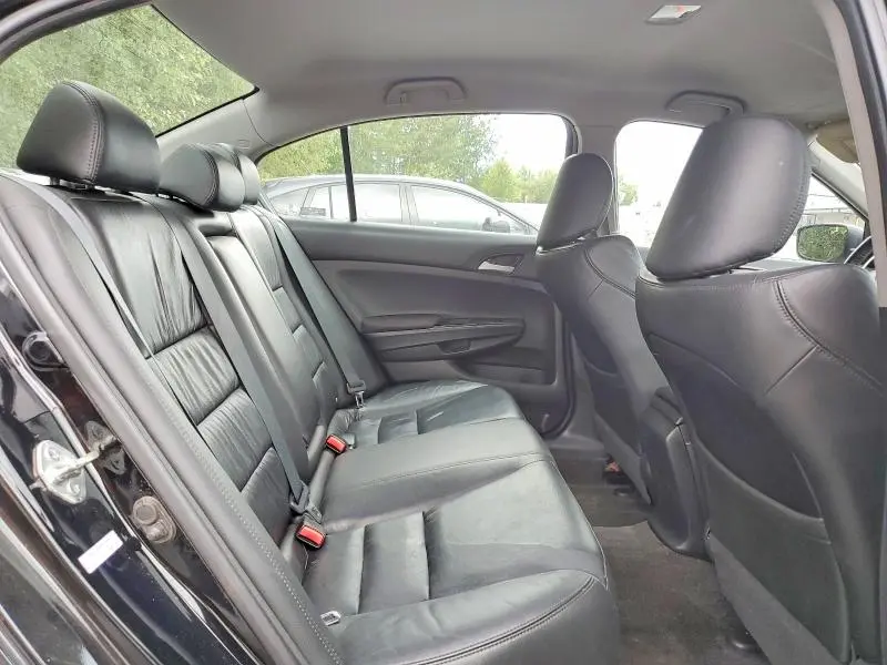 2011 HONDA ACCORD SE  
