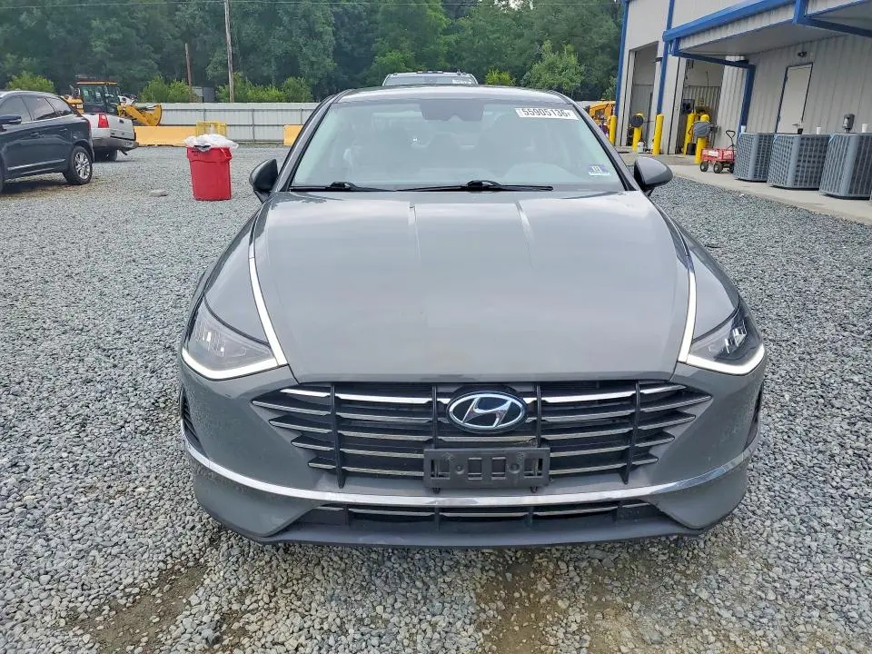 2020 HYUNDAI SONATA SE  