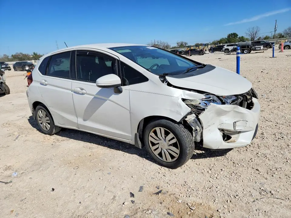 2016 HONDA FIT LX  