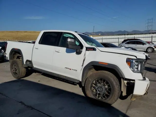 2021 GMC SIERRA K2500 AT4  