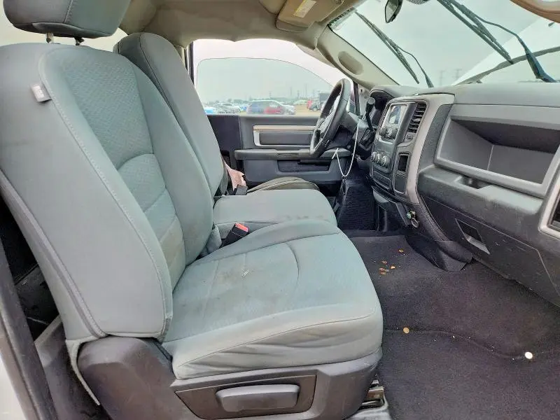 2013 RAM 1500 ST  