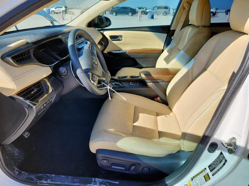 2016 TOYOTA AVALON XLE  