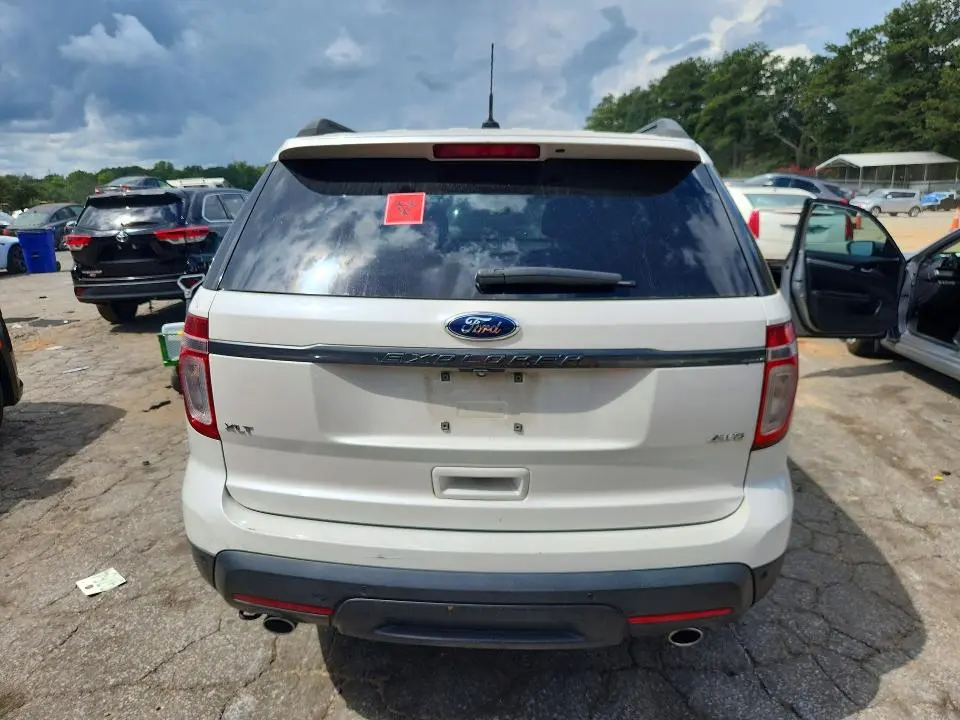 2015 FORD EXPLORER XLT  