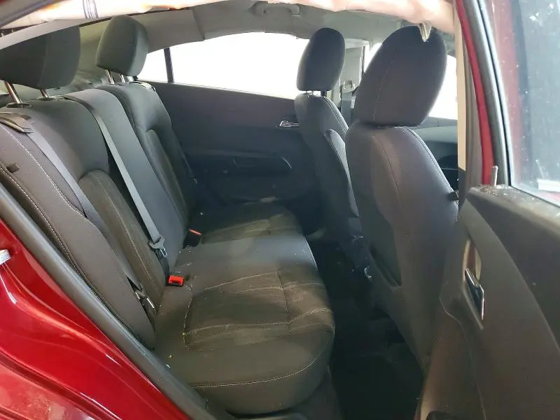 2019 CHEVROLET SONIC LT  