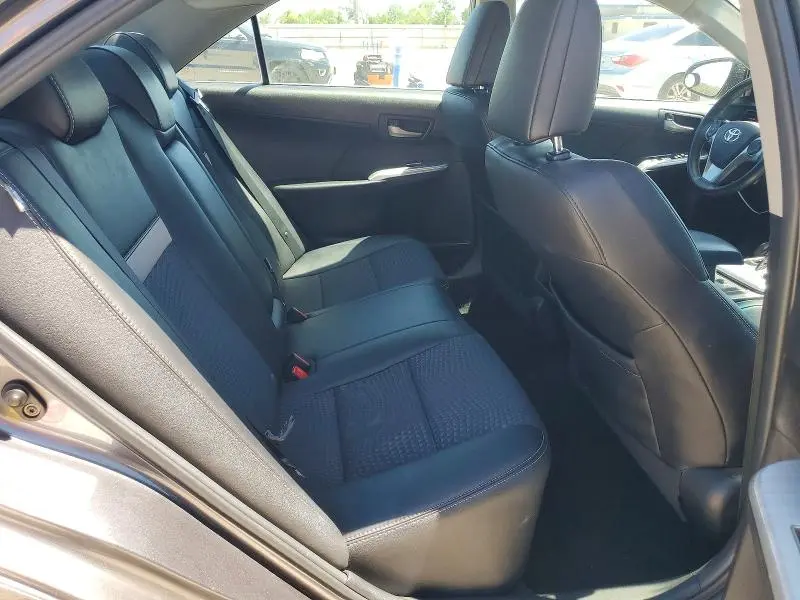 2014 TOYOTA CAMRY SE  
