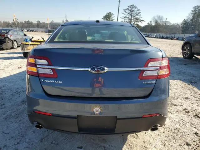 2018 FORD TAURUS SE