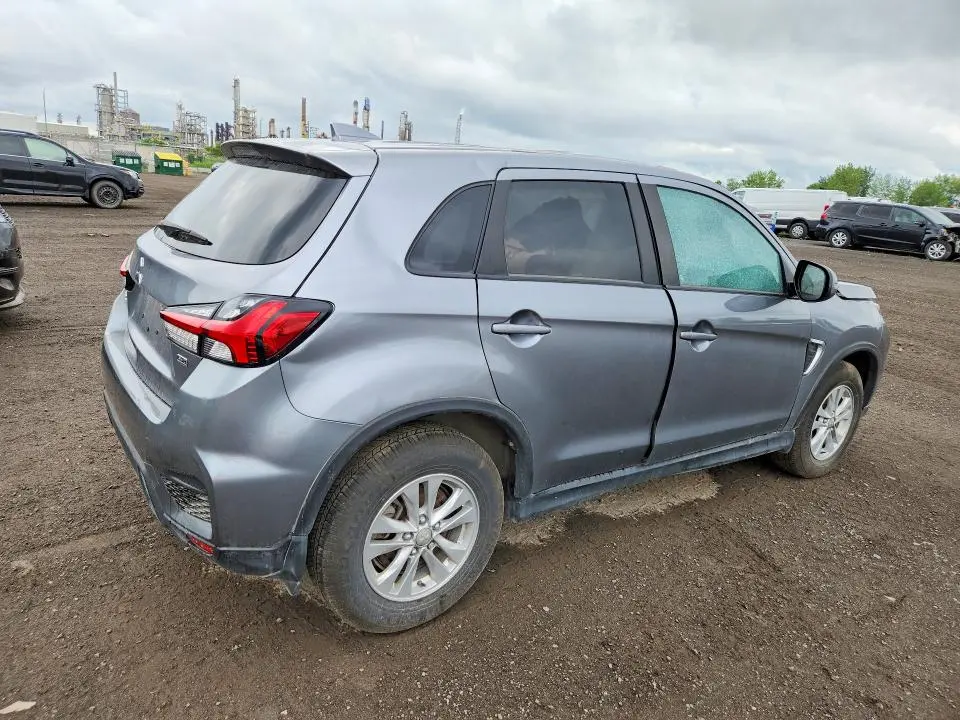 2024 MITSUBISHI RVR SE  