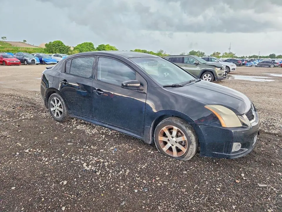 2012 NISSAN SENTRA 2.0  