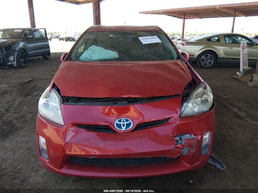 2011 TOYOTA PRIUS THREE