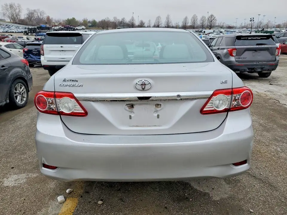 2013 TOYOTA COROLLA LE  