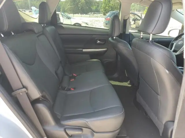 2015 TOYOTA PRIUS V   