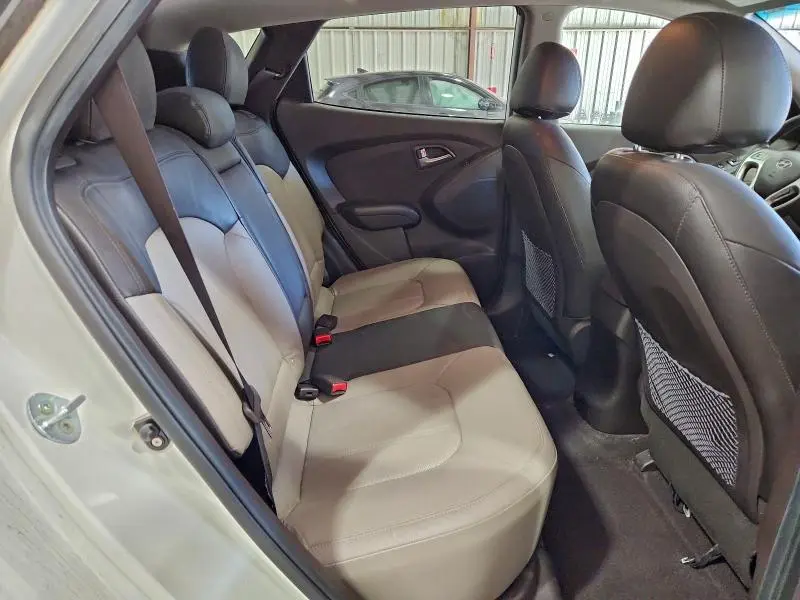 2012 HYUNDAI TUCSON GLS  